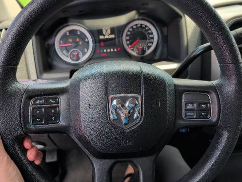 Used 2018 RAM 2500 SLT AWD/4WD image 15
