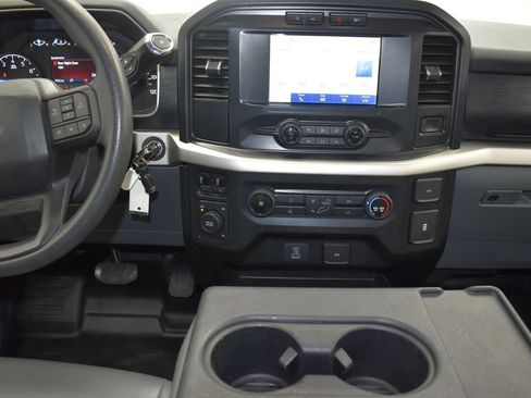 Used 2021 Ford F150 XL w/ Trailer Tow Package image 29