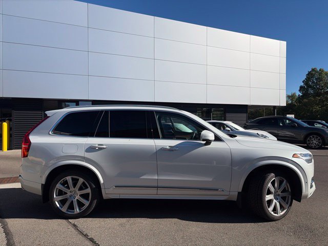 Used 2018 Volvo XC90 T6 Inscription w/ Convenience Package AWD/4WD image 2