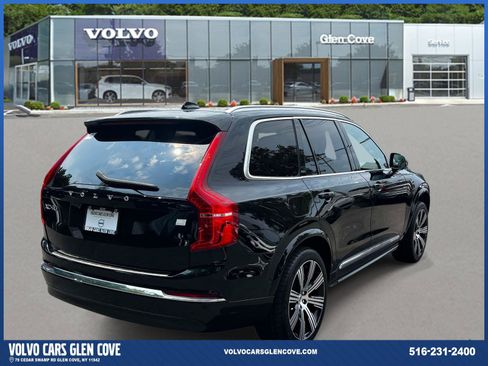 Used 2024 Volvo XC90 T8 Plus w/ Protection Package Premier AWD/4WD image 5