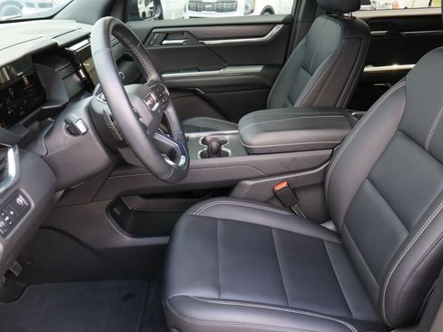 Certified 2024 GMC Acadia Elevation w/ Black Edition FWD image 22