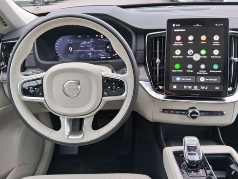 New 2026 Volvo XC90 B6 Ultra w/ Protection Package Premier AWD/4WD image 8