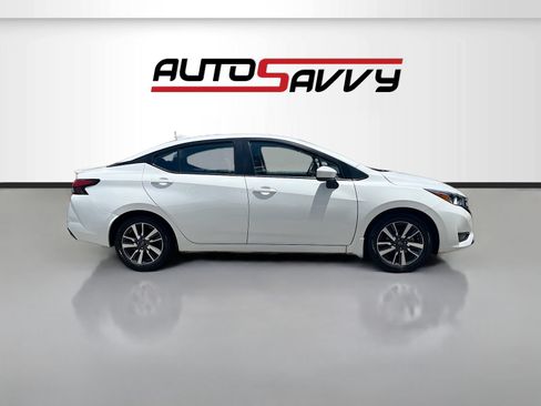 Used 2023 Nissan Versa SV w/ Trunk Package FWD image 8