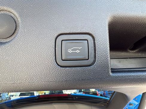 Used 2024 Chevrolet Equinox RS image 12