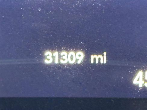 Used 2023 Chrysler Pacifica Limited image 23