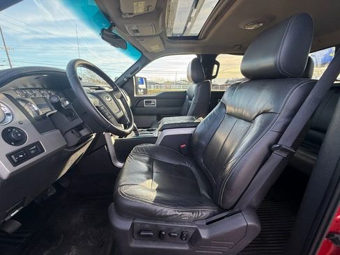 Used 2010 Ford F150 Lariat image 12