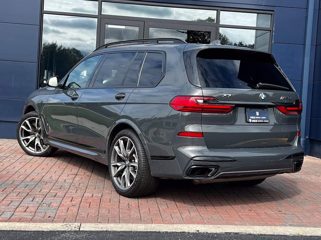 Used 2022 BMW X7 M50i w/ Executive Package AWD/4WD image 3
