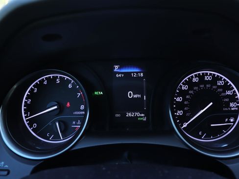 Used 2021 Toyota Camry SE image 24