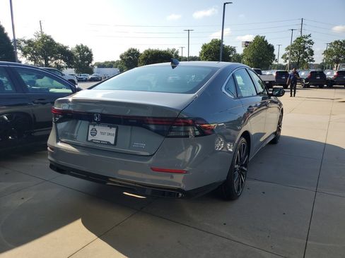 New 2026 Honda Accord Touring image 7