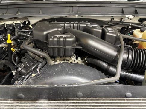 Used 2015 Ford F350 XL image 21