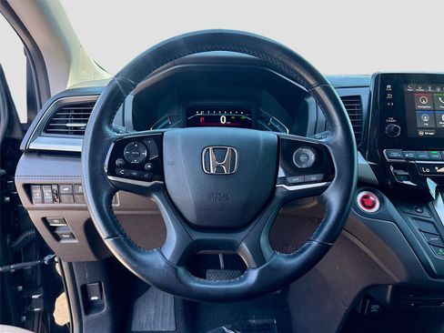 Used 2019 Honda Odyssey EX-L image 11