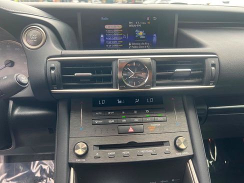 Used 2019 Lexus IS 300 w/ Premium Package RWD image 19