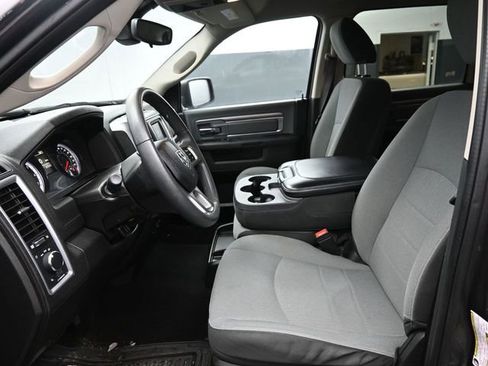 Used 2023 RAM 1500 Classic SLT AWD/4WD image 14