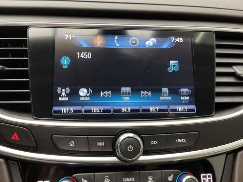 Used 2017 Buick LaCrosse Essence FWD image 16