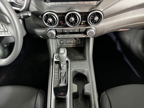 New 2025 Nissan Sentra SV image 19