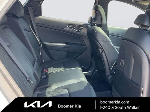 Certified 2023 Kia Sportage X-Pro AWD/4WD image 12