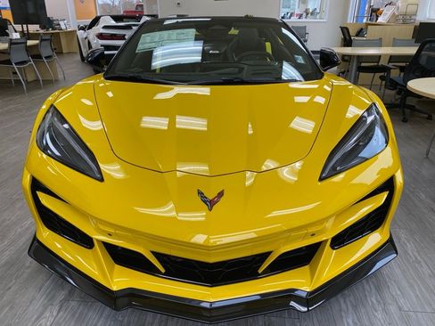 New 2026 Chevrolet Corvette E-Ray w/ Stealth Interior Trim Package image 8