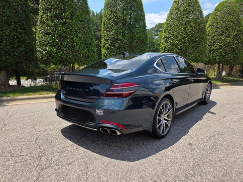 Used 2022 Genesis G70 2.0T w/ Prestige Package RWD image 5