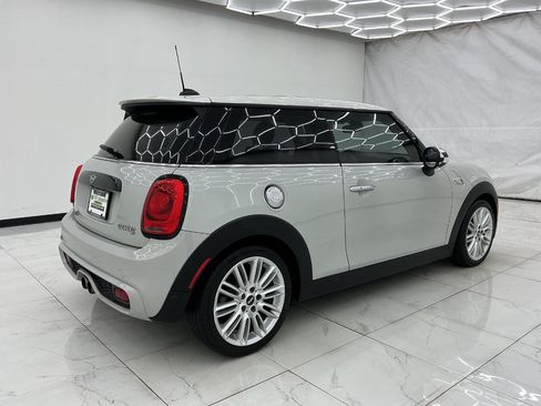 Used 2019 MINI Cooper S FWD image 11