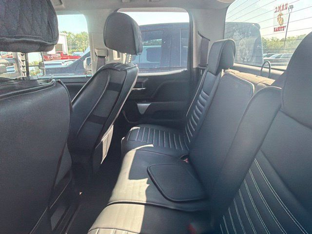 Used 2017 Chevrolet Silverado 2500 LT w/ LT Convenience Package AWD/4WD image 38