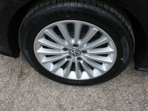 Used 2016 Volkswagen Passat 1.8T SE image 57