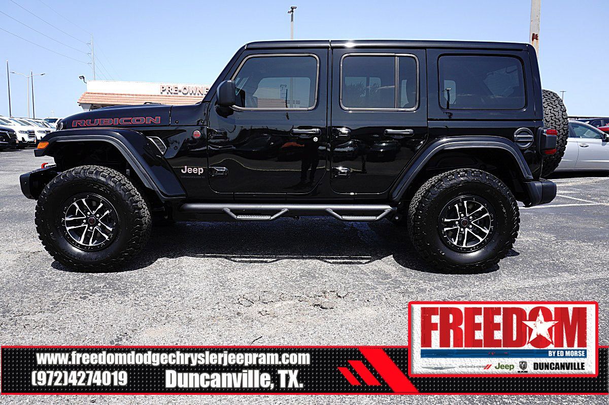 Used 2026 Jeep Wrangler Unlimited Rubicon AWD/4WD image 2