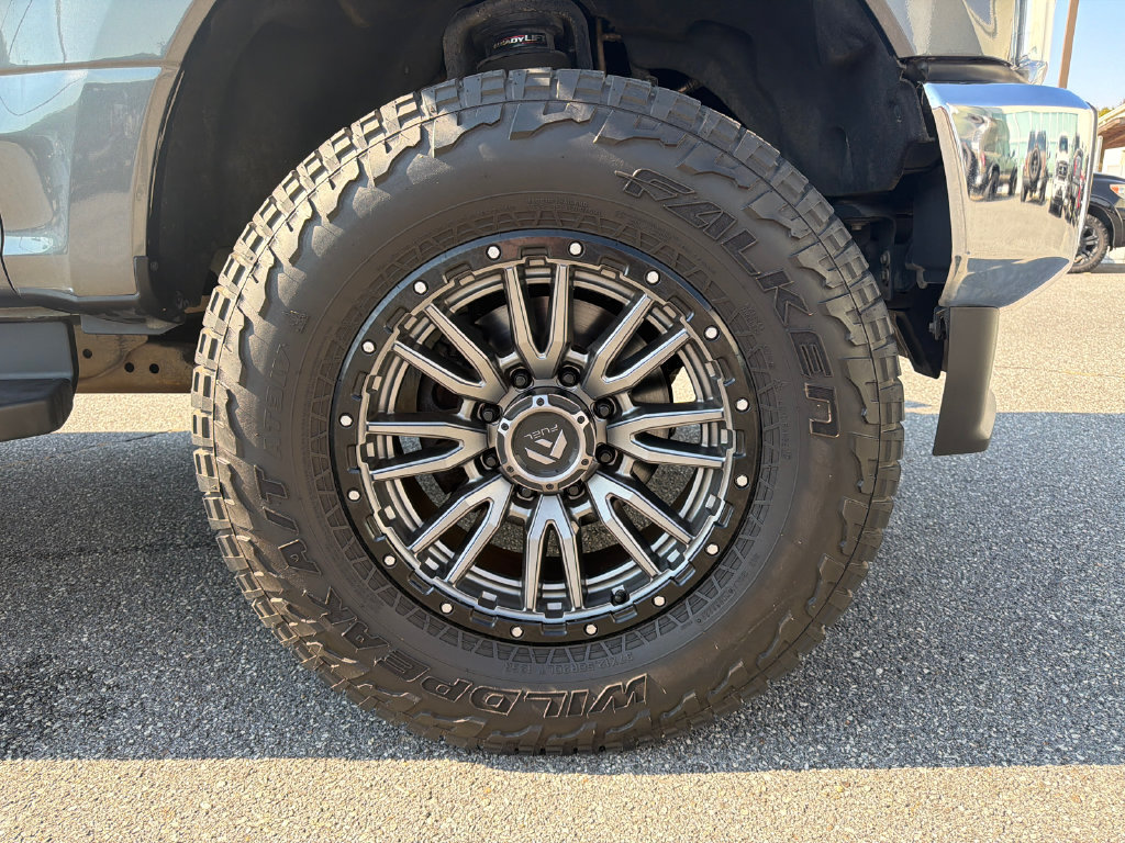 Used 2020 Ford F250 XLT w/ XLT Premium Package AWD/4WD image 12