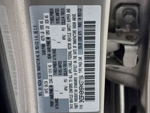 Used 2024 MAZDA MAZDA3 s FWD image 38