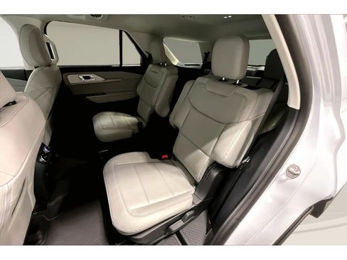 New 2026 Ford Explorer Active w/ Active Comfort Package AWD/4WD image 40