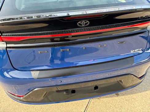 New 2026 Toyota Prius XLE image 6