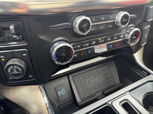 Used 2024 Ford F150 King Ranch image 14