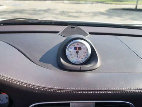 Used 2010 Porsche 911 Carrera 4S image 18