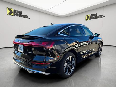 Used 2022 Audi e-tron Premium Plus w/ Premium Plus Package image 3