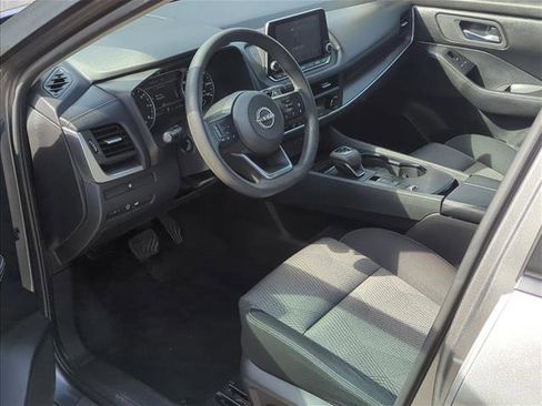 Certified 2024 Nissan Rogue SV FWD image 12