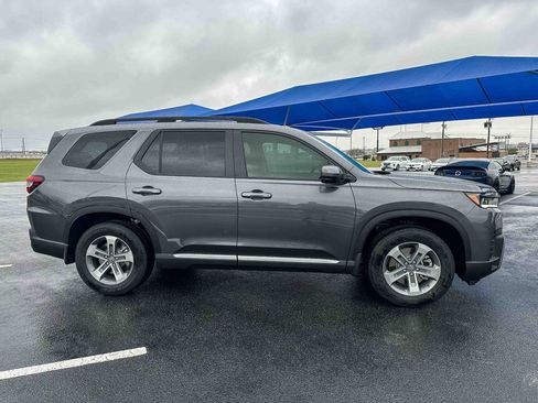 New 2026 Honda Pilot EX-L image 5