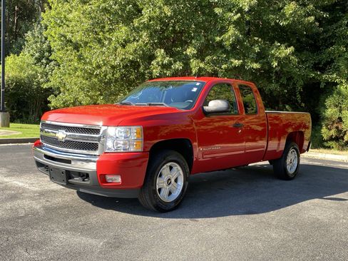 Used 2009 Chevrolet Silverado 1500 LT w/ Power Pack Plus RWD image 5