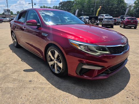 Used 2019 Kia Optima S FWD image 3