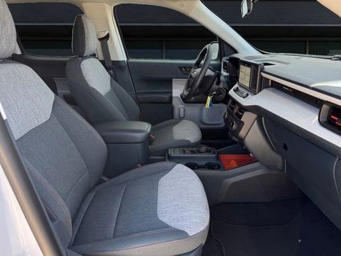 Used 2022 Ford Maverick XLT FWD image 15