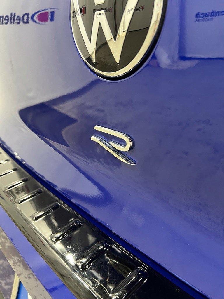 Used 2024 Volkswagen Golf R AWD/4WD image 10