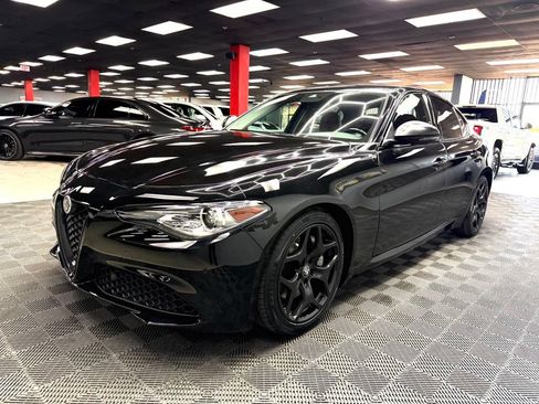 Used 2021 Alfa Romeo Giulia Sprint w/ Nero Edizione RWD image 7
