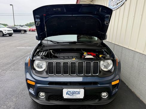 Used 2021 Jeep Renegade Latitude w/ Convenience Group AWD/4WD image 9
