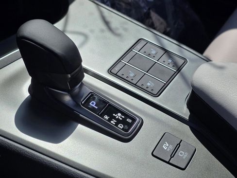 New 2026 Lexus UX 300h FWD image 19