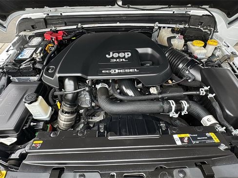 Used 2023 Jeep Wrangler Unlimited Rubicon image 26