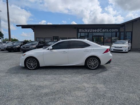 Used 2014 Lexus IS 250 w/ Navigation Package RWD image 8