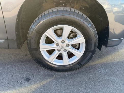 Used 2013 Toyota Highlander SE image 14