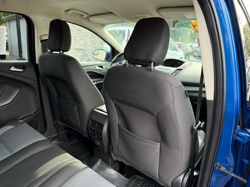 Used 2018 Ford Escape SE FWD image 14
