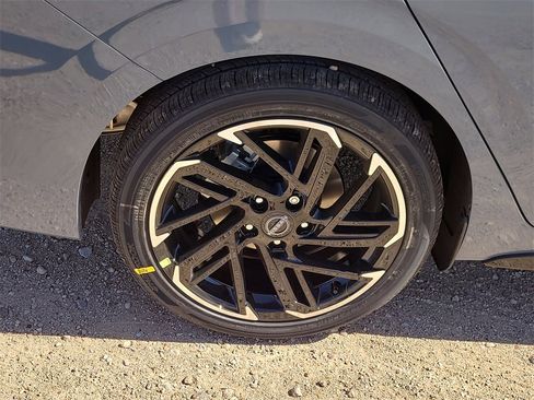 New 2026 Nissan Sentra SR image 6