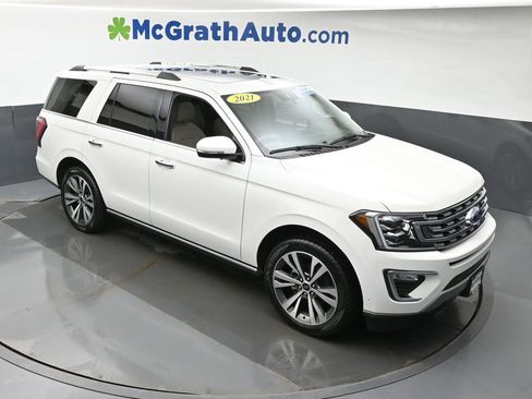 Used 2021 Ford Expedition Limited image 3