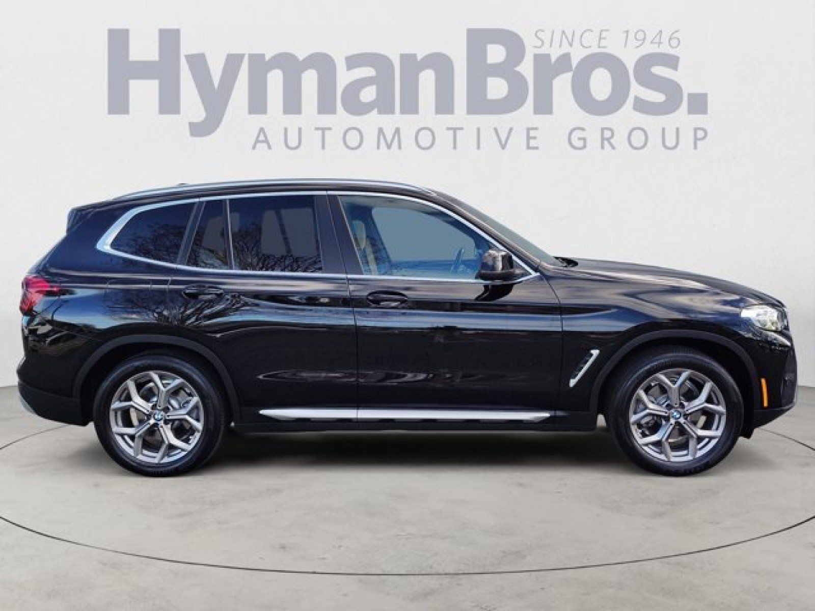 Used 2022 BMW X3 xDrive30i w/ Convenience Package AWD/4WD image 2