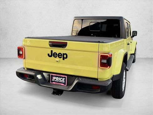 Used 2023 Jeep Gladiator Sport image 5